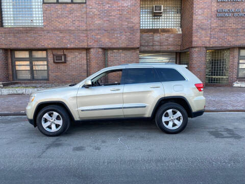 2011 Jeep Grand Cherokee for sale at BLS AUTO SALES LLC in Bronx NY