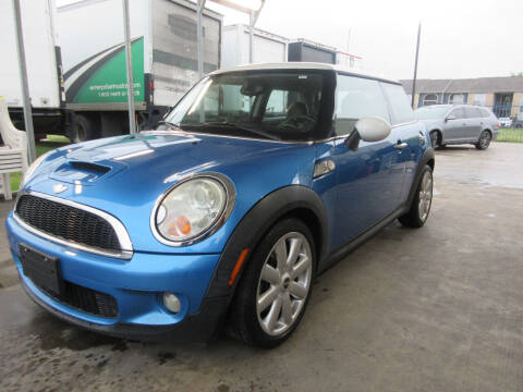 2007 MINI Cooper for sale at LUCKOR AUTO in San Antonio TX