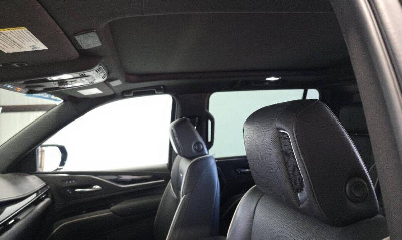 2022 Cadillac Escalade ESV Sport