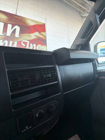 2017 Chevrolet Express LS 3500