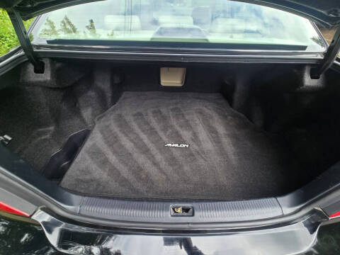 2000 Toyota Avalon XLS