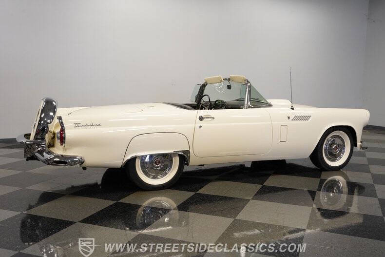 1956 Ford Thunderbird