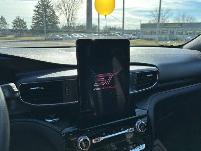 2022 Ford Explorer ST