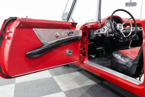 1957 Ford Thunderbird