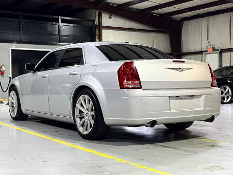 2009 Chrysler 300 SRT-8