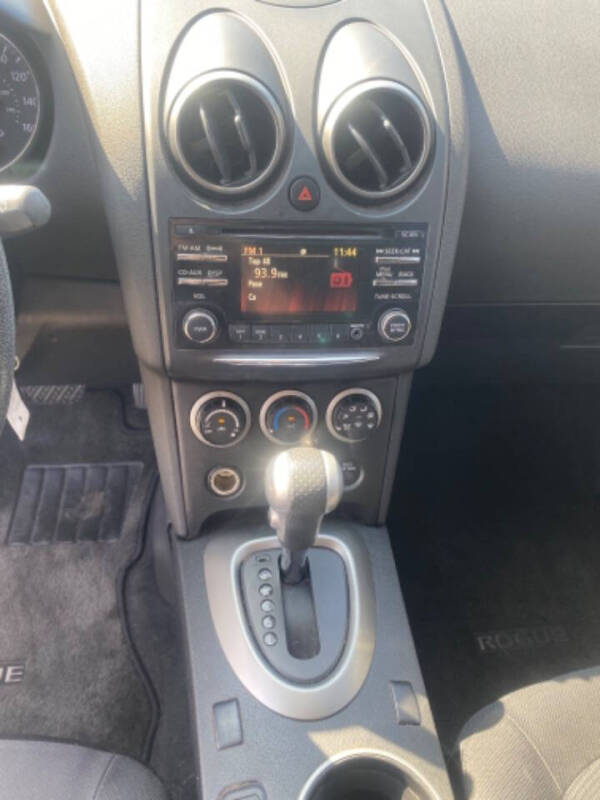 2014 Nissan Rogue Select S