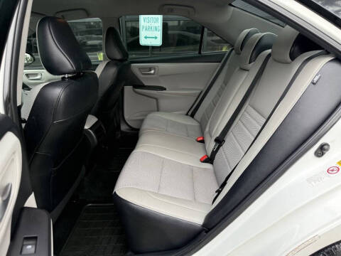 2016 Toyota Camry XLE