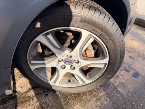 2015 Volvo XC70 T6 Platinum