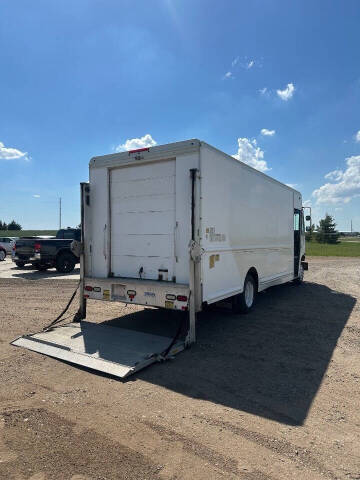 2010 Freightliner MT45 Chassis