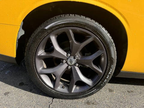 2018 Dodge Challenger SXT Plus