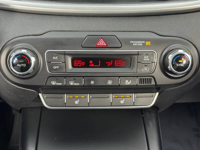 2020 Kia Sorento S V6