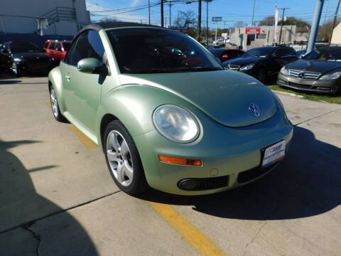2007 Volkswagen New Beetle Convertible for sale at AMD AUTO in San Antonio TX