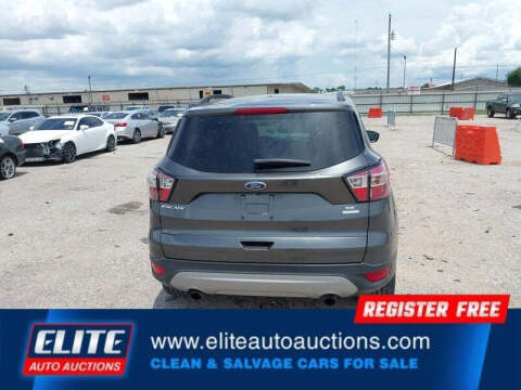 2018 Ford Escape SE