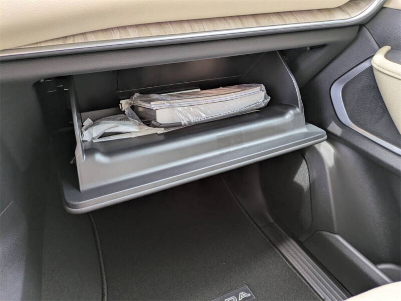 2025 Nissan Armada Platinum