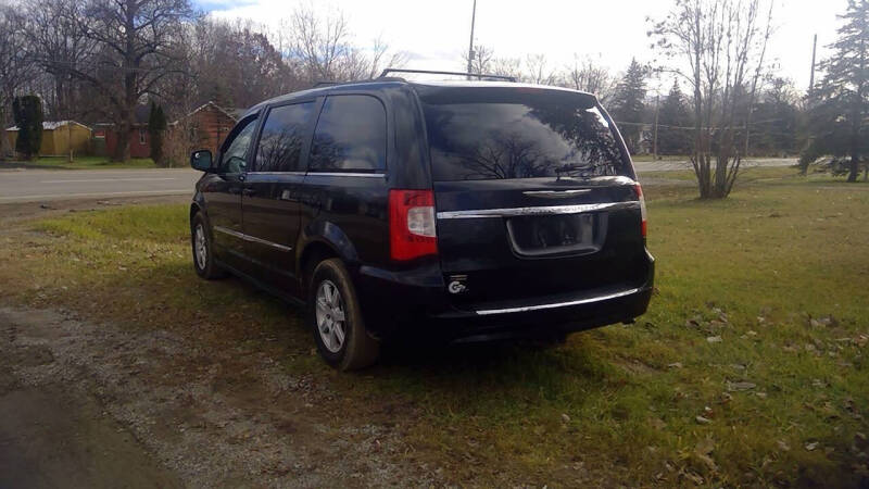 2013 Chrysler Town and Country Touring