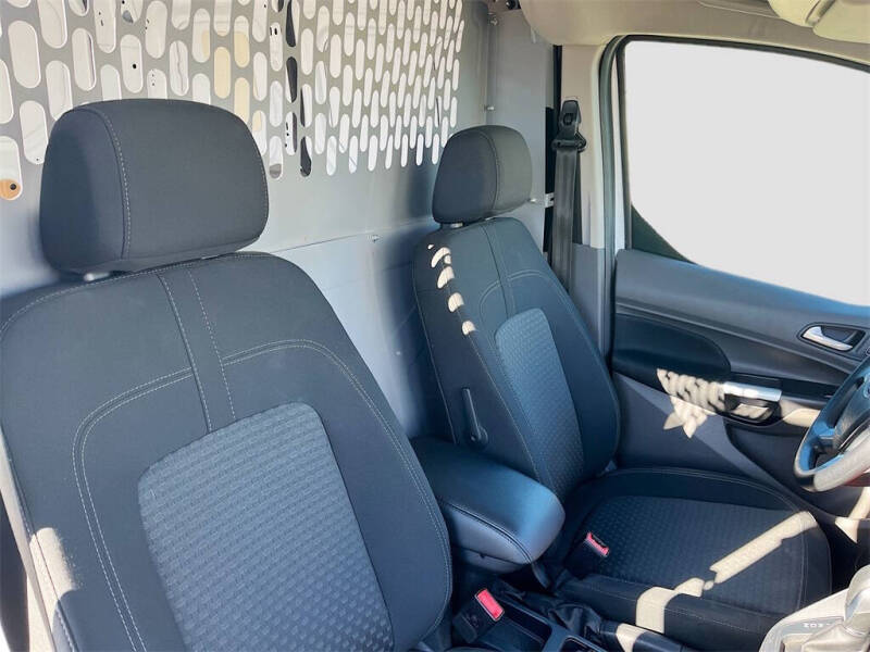 2023 Ford Transit Connect XLT
