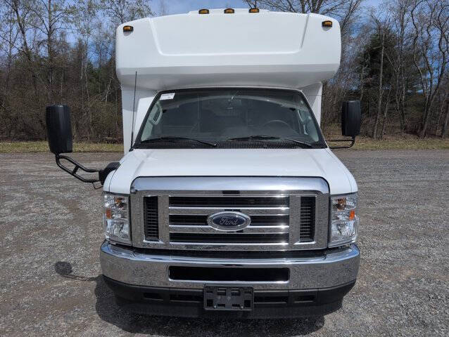 2025 Ford E-Series