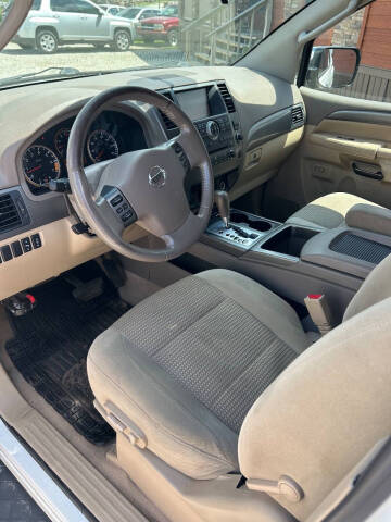2012 Nissan Armada SV