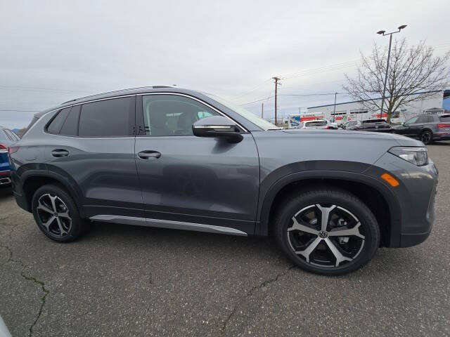 2026 Volkswagen Tiguan SE 4Motion