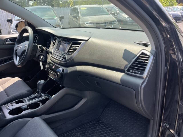 2017 Hyundai Tucson SE