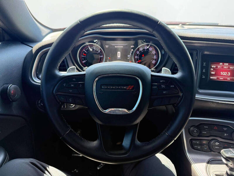 2017 Dodge Challenger SXT