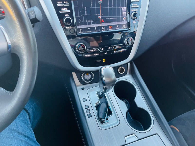 2017 Nissan Murano SV