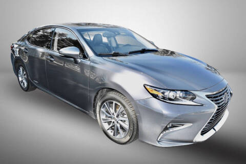 2017 Lexus ES 300h