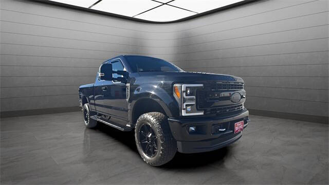 2019 Ford F-250 Super Duty XLT's photo