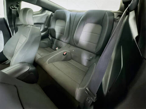 2015 Ford Mustang V6