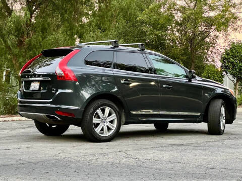 2016 Volvo XC60 T6 Drive-E