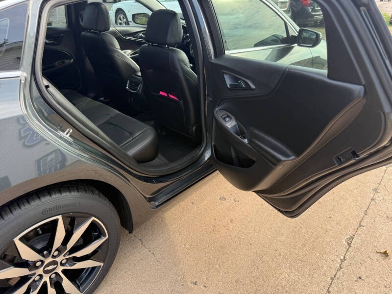 2017 Chevrolet Malibu LT