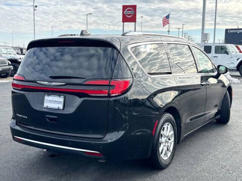 2021 Chrysler Pacifica Touring L