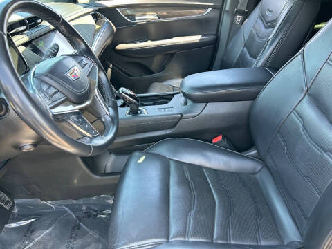 2018 Cadillac XT5 Platinum