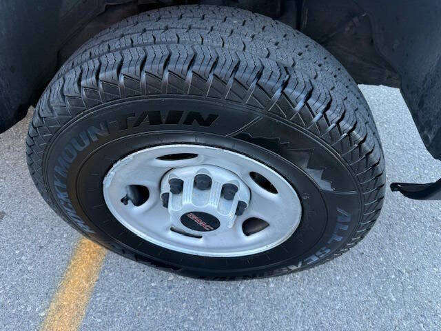 2004 GMC Sierra 2500HD