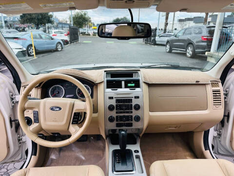 2012 Ford Escape XLT