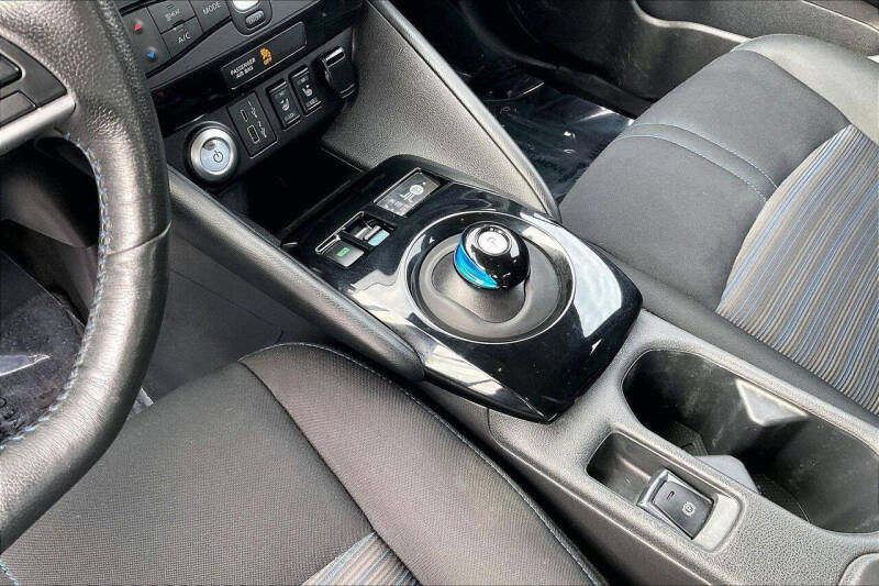 2024 Nissan LEAF SV PLUS