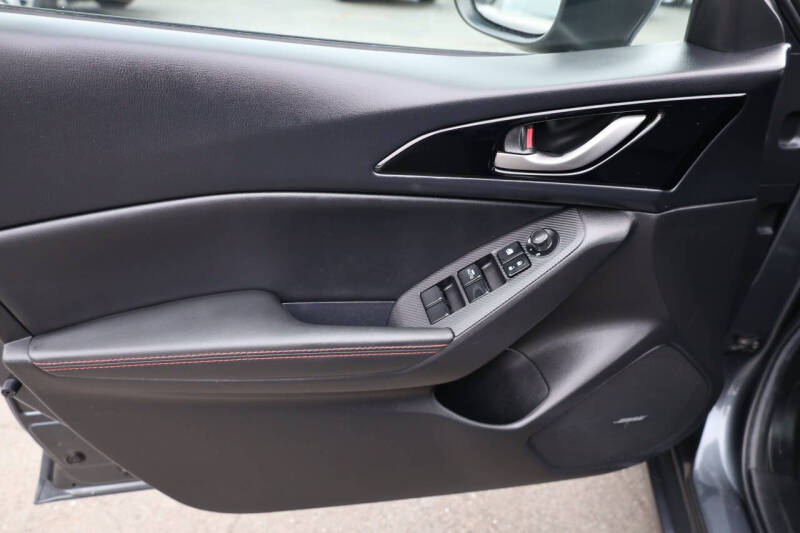 2016 Mazda MAZDA3 i Grand Touring