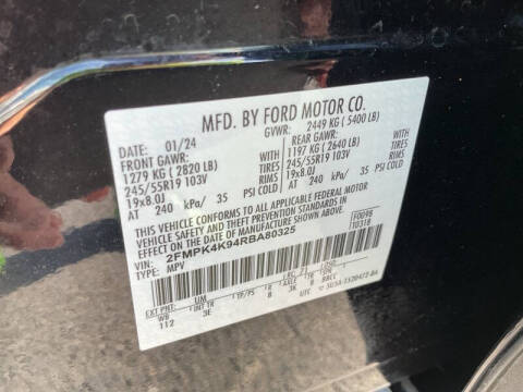 2024 Ford Edge Titanium