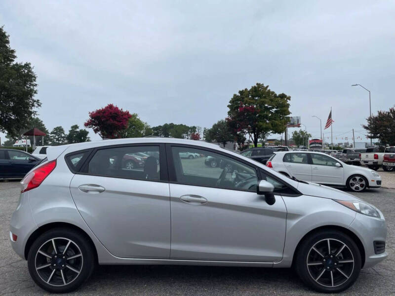 2017 Ford Fiesta SE