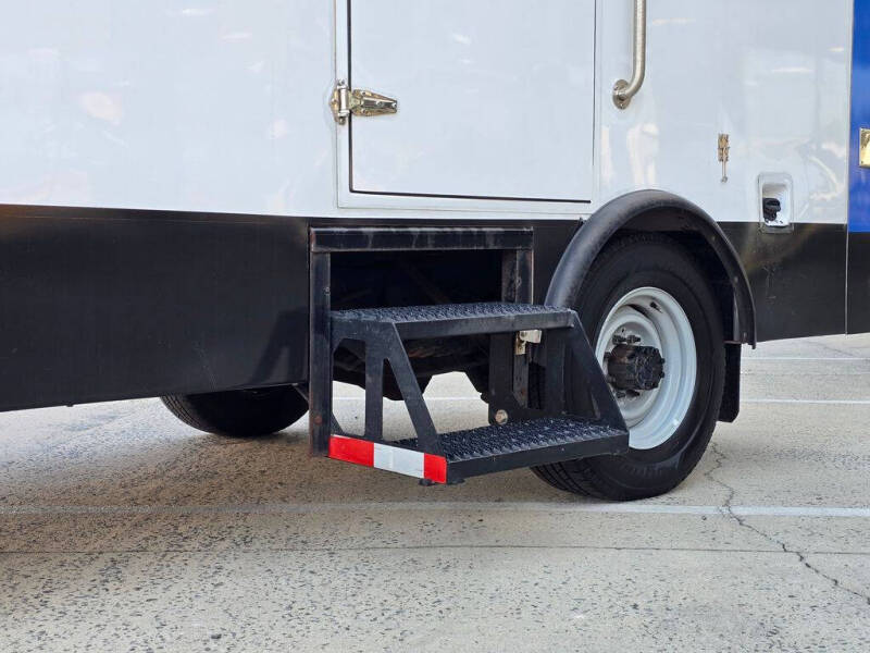 2023 Ford E-Series
