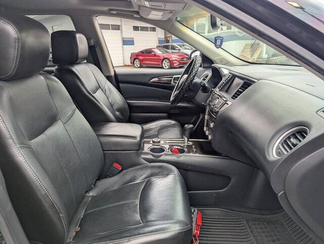 2013 Nissan Pathfinder Platinum