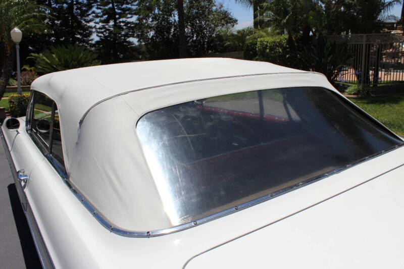 1961 Oldsmobile Starfire
