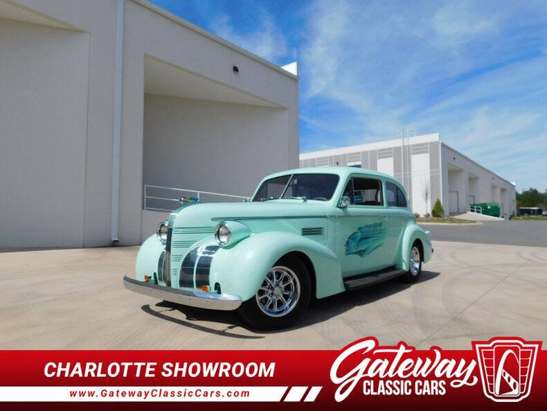 1939 Pontiac Silver Streak