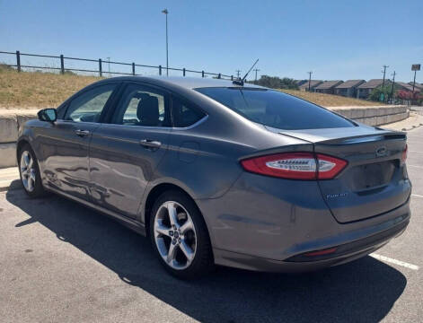 2014 Ford Fusion SE