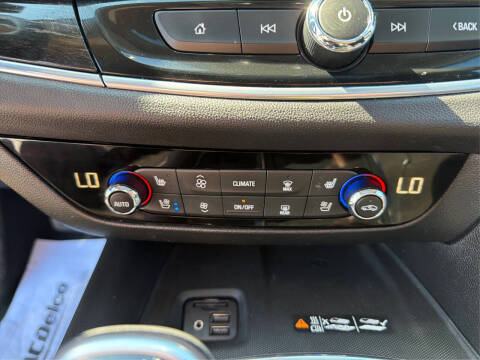 2021 Buick Enclave Avenir