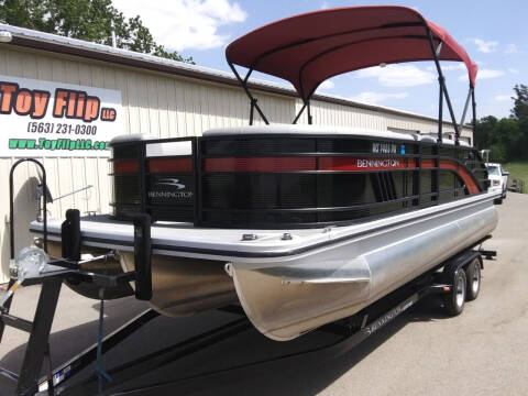 2022 Bennington 22 LSB TT for sale at Toy Flip LLC in Cascade IA