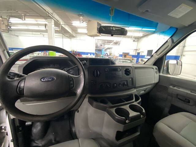 2013 Ford E-Series E-250