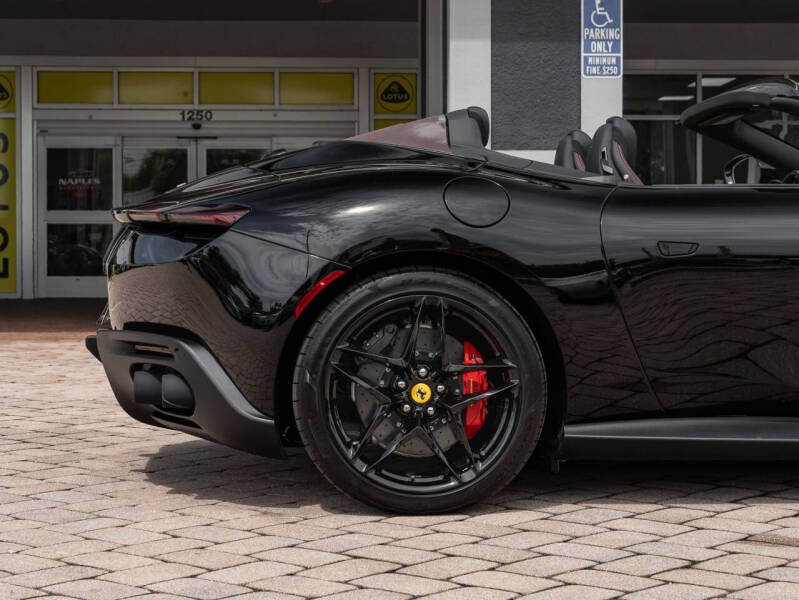 2025 Ferrari Roma Spider