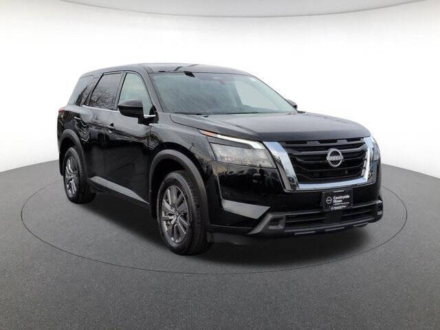 2024 Nissan Pathfinder S