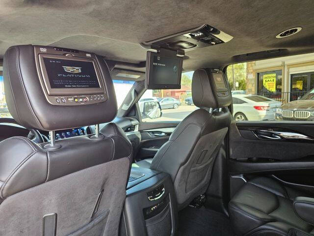 2016 Cadillac Escalade Platinum